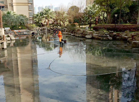 越秀景观池淤泥清理